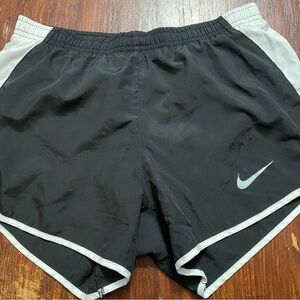 X-small NIKE dri-fit shorts